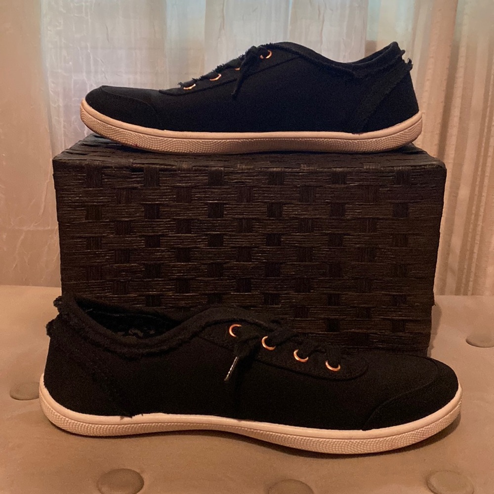Women sneakers